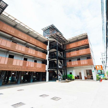 צ'יאנג מאי B2 Santitham Hotel מראה חיצוני תמונה