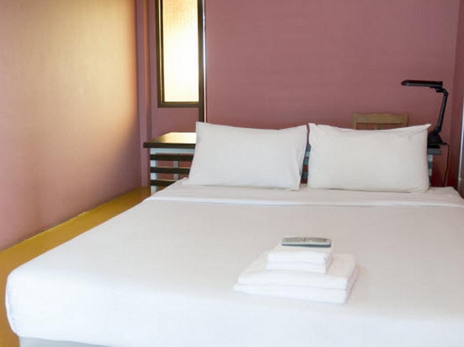 צ'יאנג מאי B2 Santitham Hotel מראה חיצוני תמונה