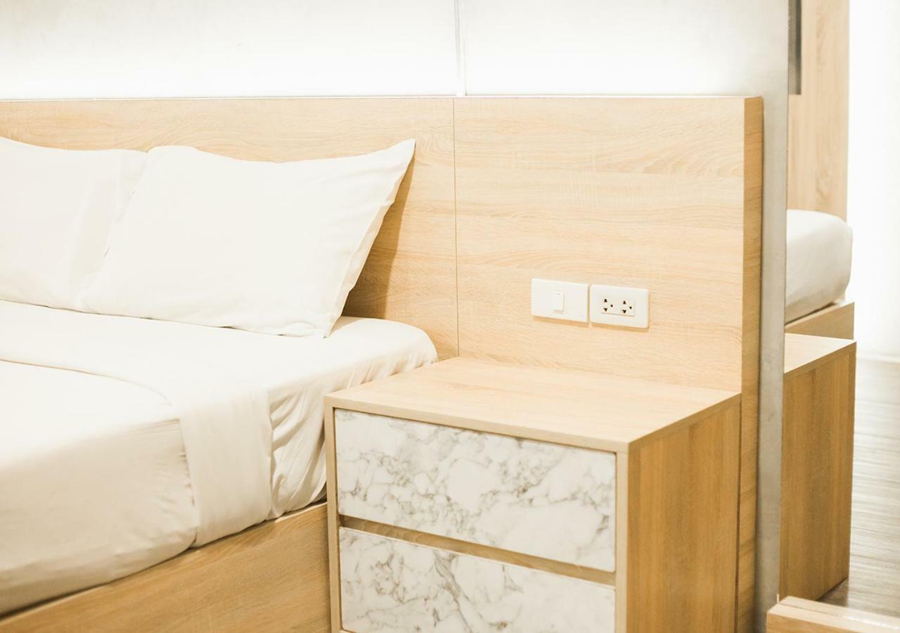 צ'יאנג מאי B2 Santitham Hotel מראה חיצוני תמונה