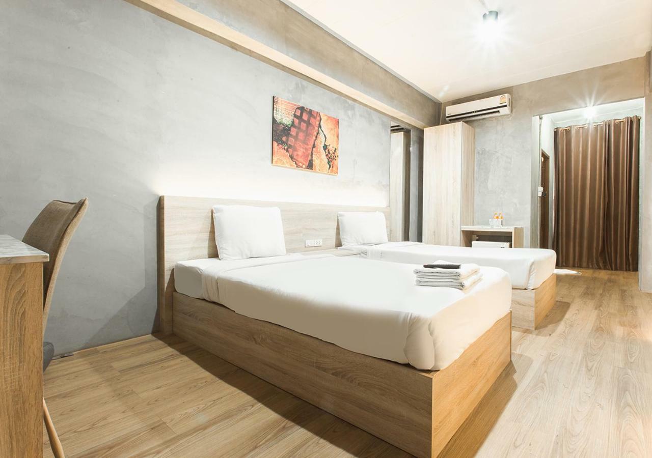 צ'יאנג מאי B2 Santitham Hotel מראה חיצוני תמונה